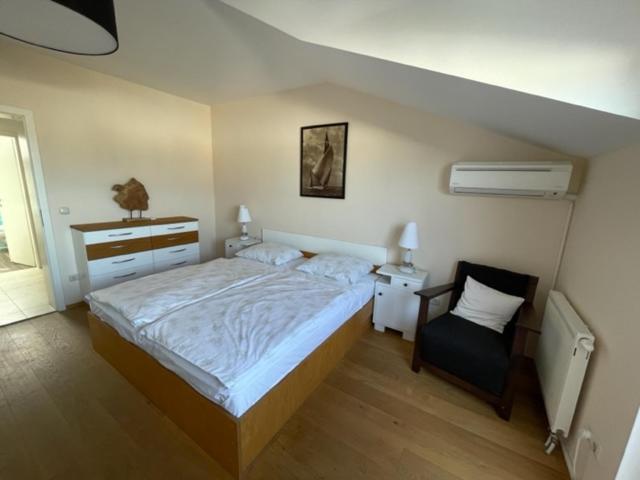 Apartments Bei Manda Punat Exterior photo